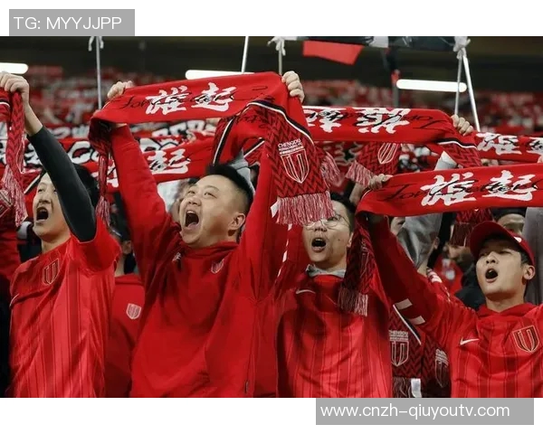 中超足球赛事精彩纷呈各队争夺冠军荣耀与球迷热情共舞